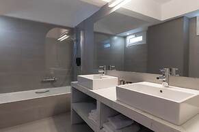 Marathon Beach Resort