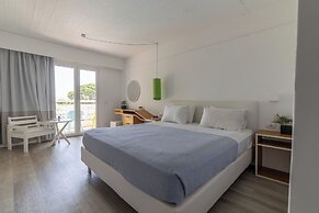 Marathon Beach Resort