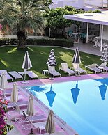 Marathon Beach Resort