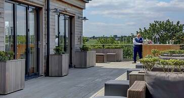 Windmill Village Hotel, Golf Club & Spa, BW Signature Collection