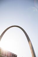Magnolia Hotel St. Louis, a Tribute Portfolio Hotel