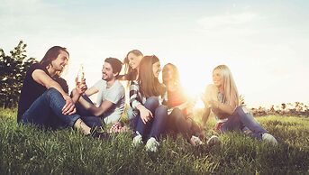 Magnuson Hotel Howell