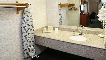 Magnuson Hotel Howell