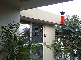 Dickinson Guest House, Guadalajara Expo