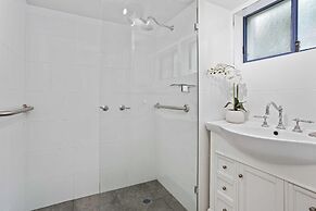 Bella Mare Beachside Apartments