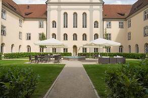 Kloster Holzen Hotel