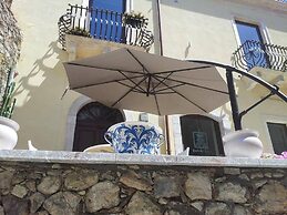 Porta del Tocco Design Rooms