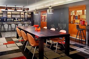 Le Méridien Tampa, The Courthouse