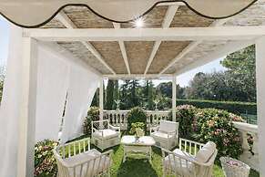 Country Lodge
