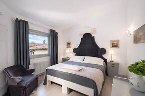 Country Lodge