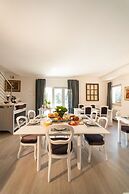 Country Lodge