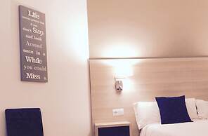 Hotel Carbonell