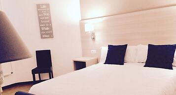 Hotel Carbonell