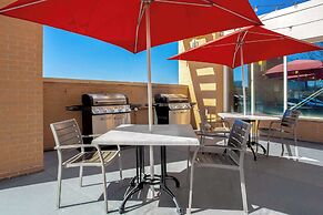 Home2 Suites by Hilton Omaha West, NE