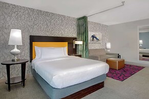 Home2 Suites by Hilton Omaha West, NE
