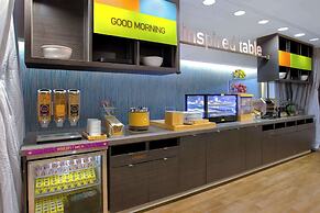 Home2 Suites by Hilton Omaha West, NE