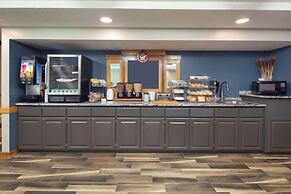 AmericInn by Wyndham Northfield