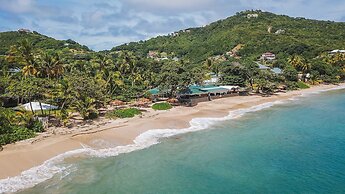 Bequia Beach Hotel Luxury Resort & Spa