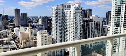 Luxury Apartments at 50 Biscayne