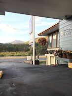 Alpine Trail Ridge Inn