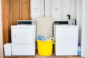 Polynesian Beach Club Hostel