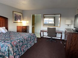 Four Corners Inn