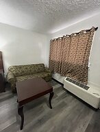 Four Corners Inn