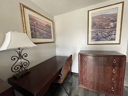 Four Corners Inn