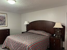 Four Corners Inn