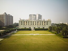 DoubleTree by Hilton Agra