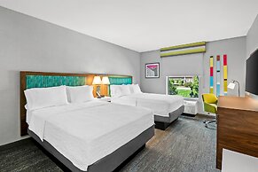 Hampton Inn Omaha/West Dodge Road (Old Mill)