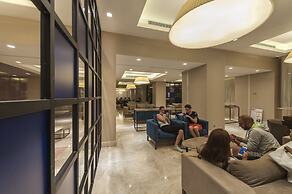 Le Bleu Hotel & Resort