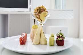 Le Bleu Hotel & Resort