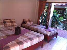 Haad Yao Sunset Bungalow