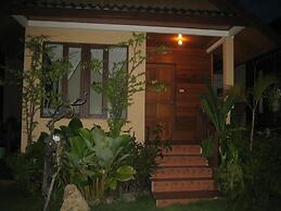 Haad Yao Sunset Bungalow