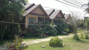Haad Yao Sunset Bungalow