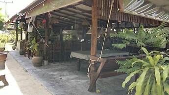 Haad Yao Sunset Bungalow