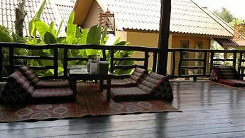 Haad Yao Sunset Bungalow