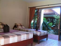 Haad Yao Sunset Bungalow