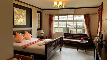 Lotus Paradise Resort