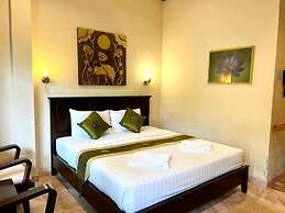 Lotus Paradise Resort