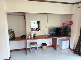 Lotus Paradise Resort