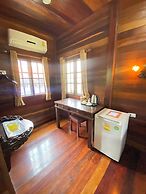 Lotus Paradise Resort