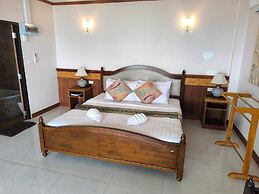 Lotus Paradise Resort