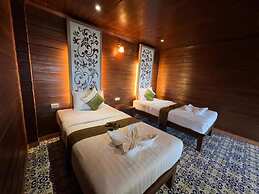 Lotus Paradise Resort