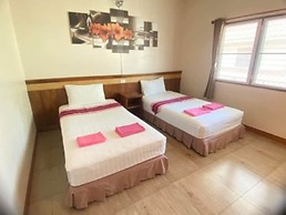 Lotus Hostel Beach Koh Tao