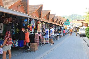 Lotus Hostel Beach Koh Tao