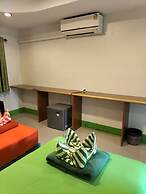 Lotus Hostel Beach Koh Tao