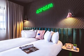 Le ReMIX Hotel