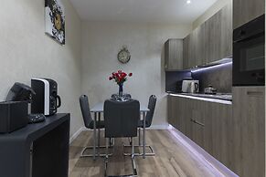 The Queen Luxury Apartments - Villa Liberty